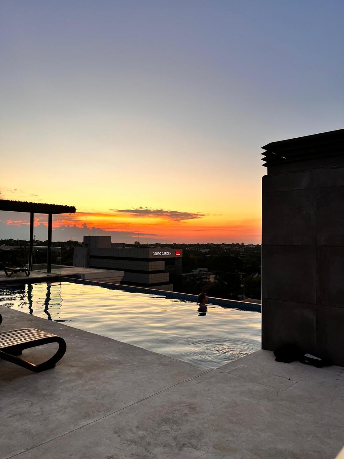 Hermoso Departamento Con Piscina Y Estacionamiento Асунсион Екстериор снимка